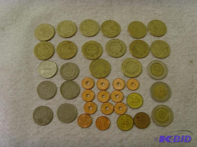 lot 9 image: Lot of Philippines Coins