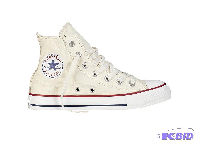 lot 22 image: Converse Chuck Taylor All Stars
