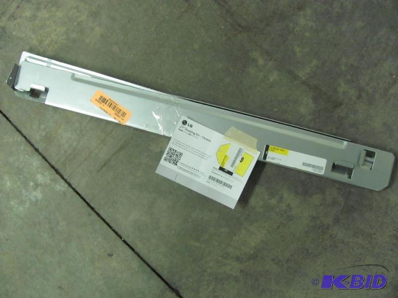 lot 134 image: If youre looking to free up some space in yo...