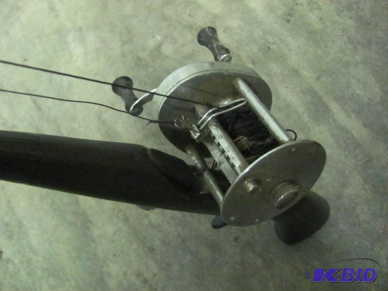 lot 57 image: ZEBCO Light-Action Fishing Rod with Vintage S...