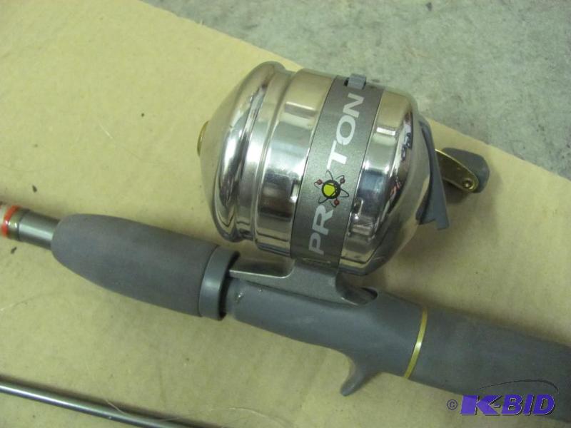 lot 60 image: SOUTH BEND Proton Fishing Rod & Reel Comb...