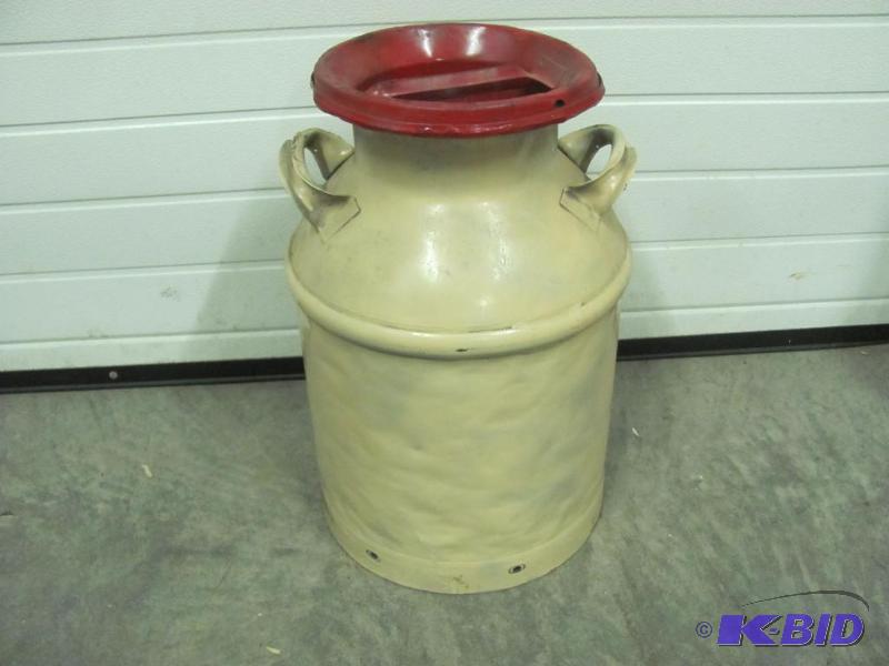 lot 84 image: Vintage Metal Milk Can. Condition as shown. G...
