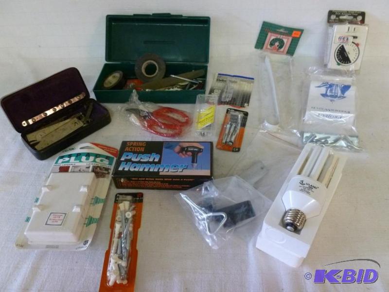lot 136 image: Large lot of tool related and hardware items,...