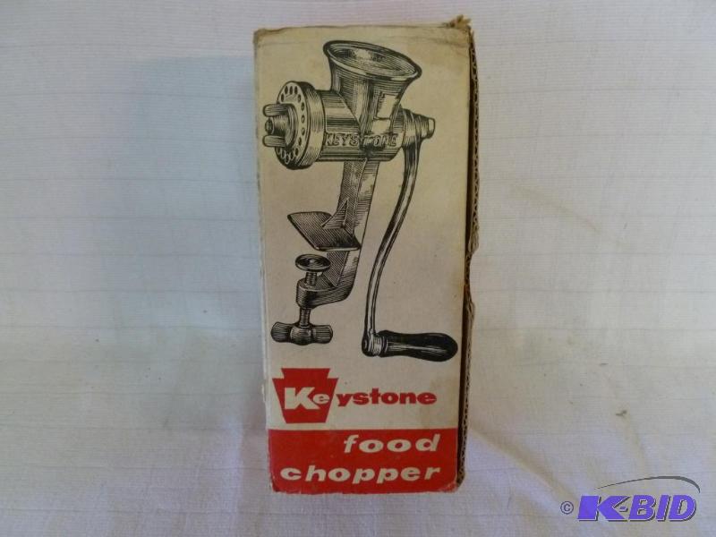 lot 74 image: Vintage Keystone cast metal&nbspfood and mea...