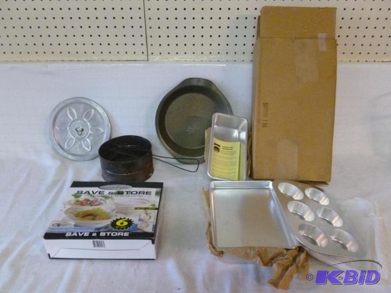 lot 91 image: This lot consists of a Mirror toaster oven ba...