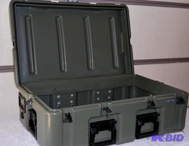 lot 34 image: U.S. Military Surplus Hardigg Case, 33 x 21 x...