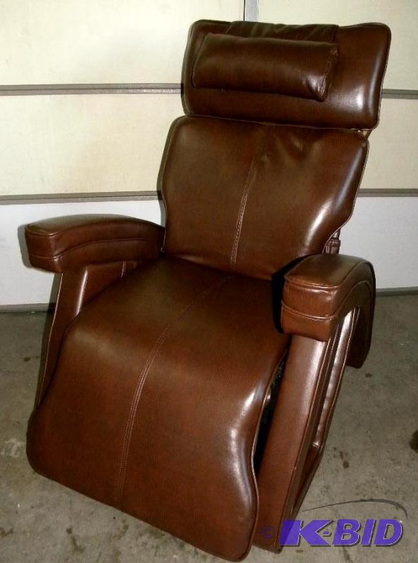 lot 40 image: Power Reclining Massage Chair, metal frame co...