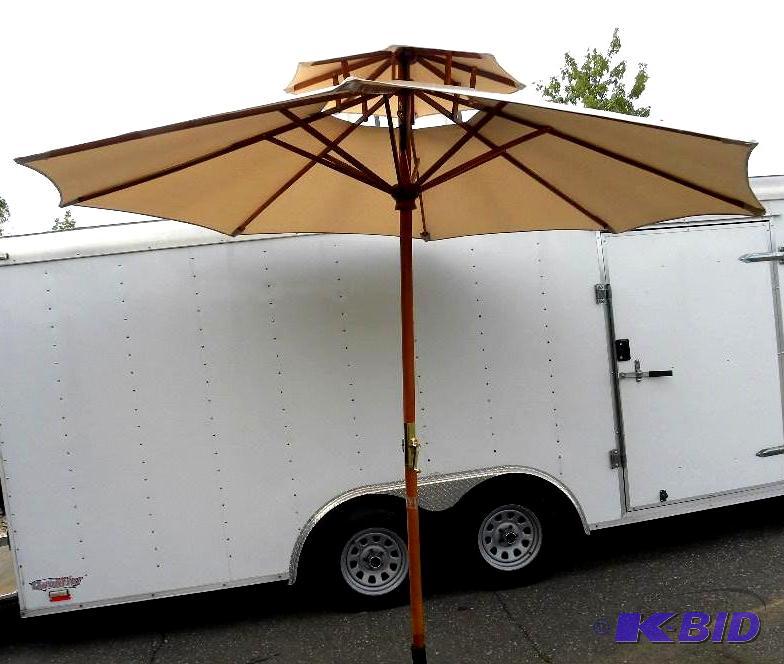 lot 50 image: 10-ft Market Umbrella, khaki, 1 78" dia...