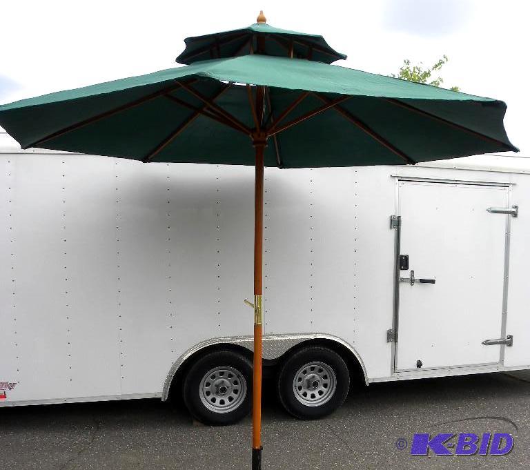 lot 56 image: 10-ft Market Umbrella, green, 1 78" dia...