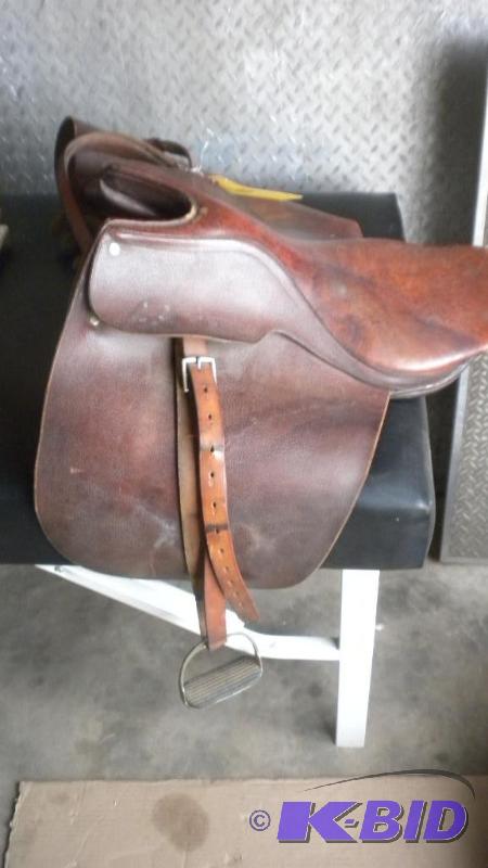 Saddle