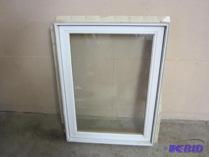 lot 12 image: Window
