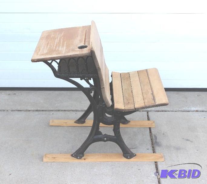 1930 th Or 1940 th School Desk Vintage To Ant...