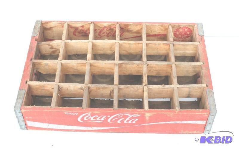 Vintage Coca Cola Wood Bottle Carrier &nbspR...