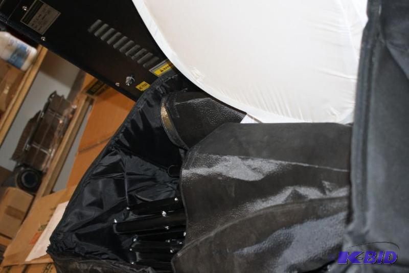 lot 22 image: LimoStudio Photo Video 3200 Watt 4 x Softbox ...
