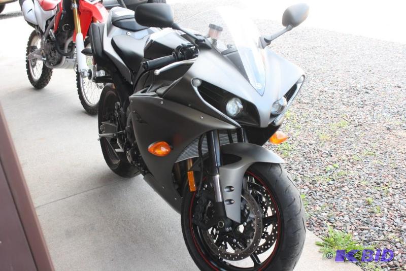 lot 7 image: 2013 Yamaha YZFR1&nbspMotorcycle, VIN # TYA...