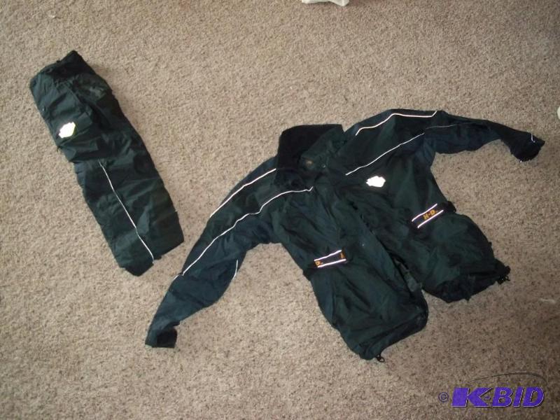 Harley-Davidson Rain gear size Medium...