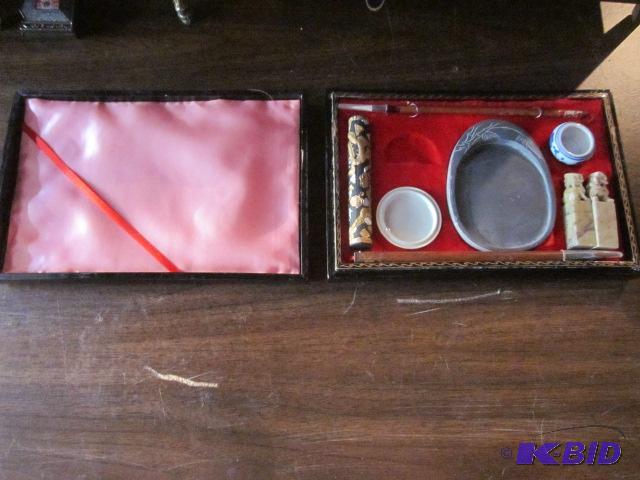 Vintage Chinese calligraphy set with Jade sta...