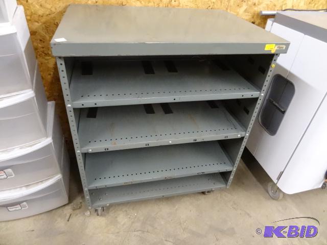 lot 10 image: Metal Cart on Wheels. 36 x 25 x 43...