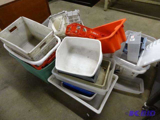 lot 117 image: Pile of Misc. Plastic Bins...
