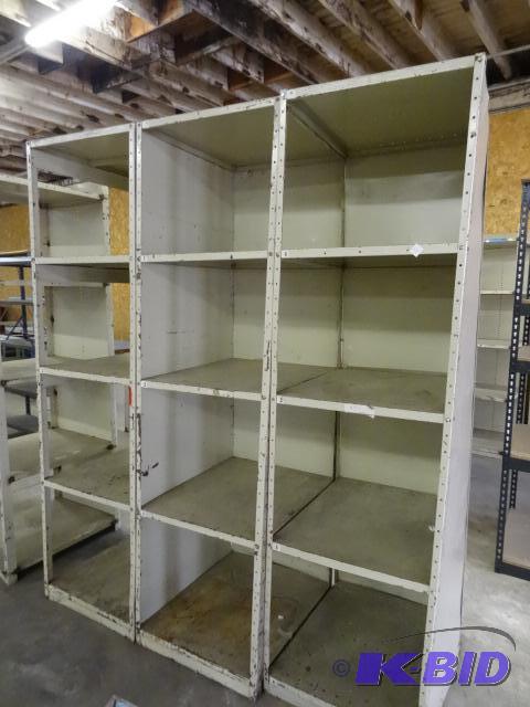 lot 131 image: Metal Shelving Unit 72 x 30 x 81...