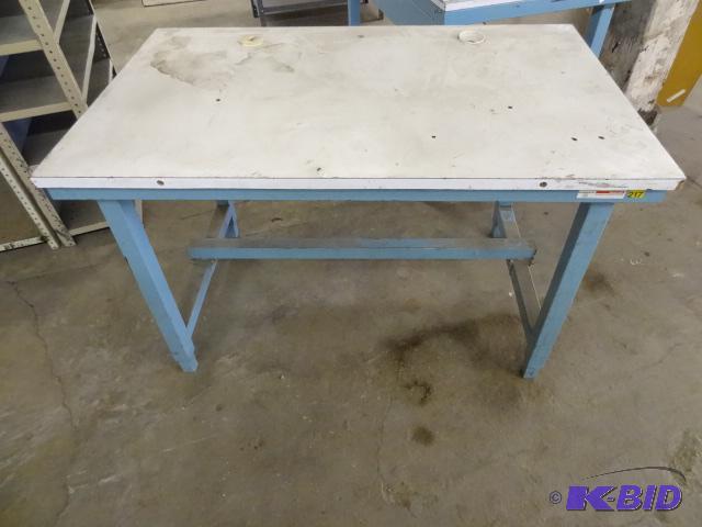 lot 136 image: Metal Framed Task Bench 48 x 30 x 32...