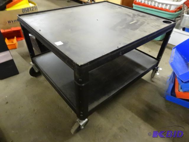 lot 154 image: Metal Cart 27 x 32 x 21...