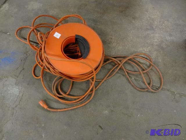 lot 162 image: 3 Extesion Cords...