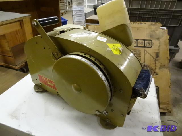 lot 198 image: Packing Tape Dispenser Better Pack333...