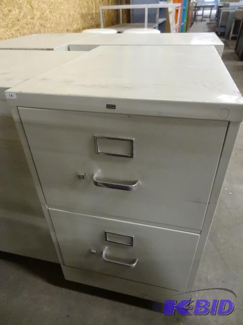 lot 27 image: 18" Metal 2 Drawer File Cabinet...