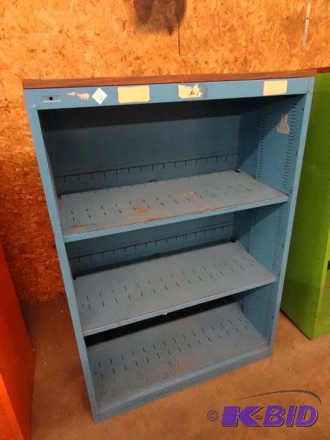 lot 38 image: Metal Shelving Unit 36 x 17 x 53...