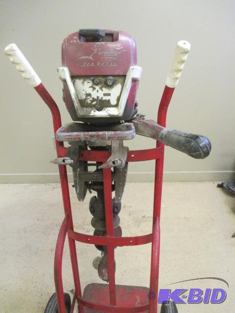 lot 00088 image: Vintage Johnson Sea Horse 5 12hp Outboard Motor