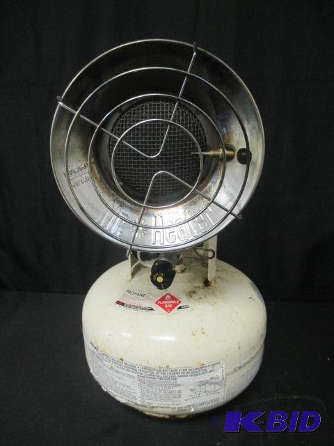 lot 37 image: Mr. Heater Propane Heater Ice Fishing