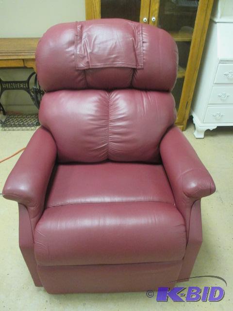 lot 47 image: Maroon Leather Power Reclining Lift Chair