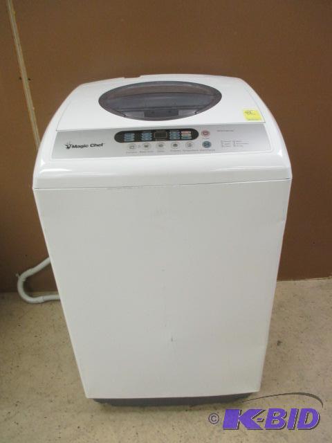 lot 52 image: Magic Chef 2.1 cuft Washing Machine