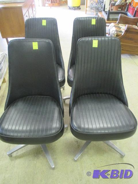 lot 72 image: Set of 4 Vintage Black Chromecraft Chairs Mid Century Modern