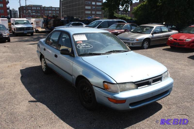 lot 18 image: 1993 TOYOTA COROLLA VIN 1NXAE09E7PZ112197, M...