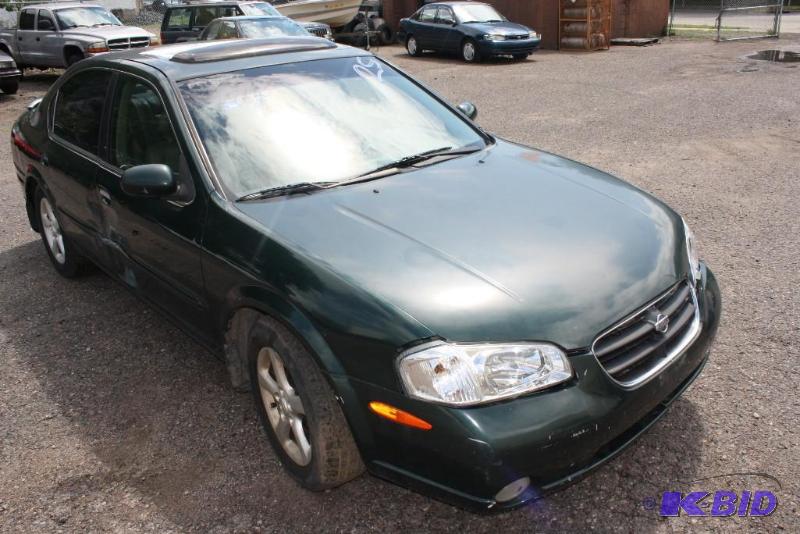 lot 25 image: 1994 NISSAN MAXIMA VIN JN1CA31DXYT742917, Mi...