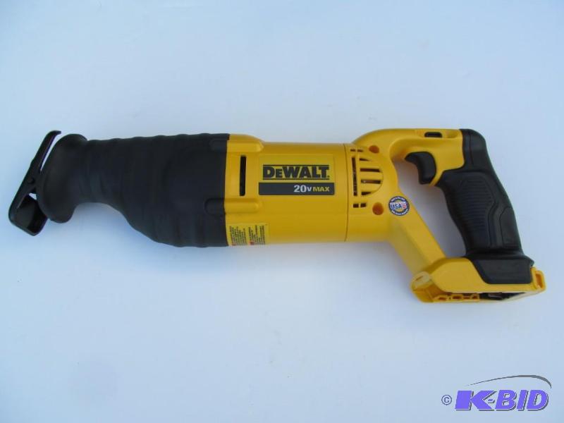 DeWALT DCS381 Variable Speed Reciprocating Saw