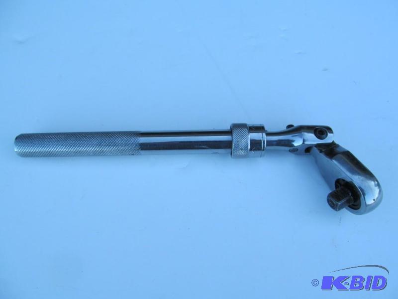 Telescoping ratchet,very handy and versatile....