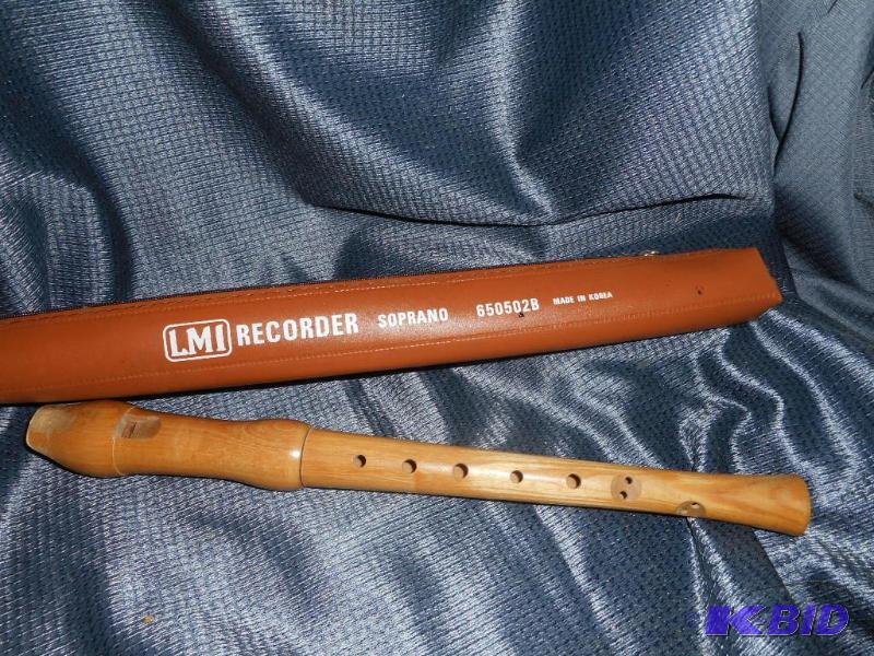 lot 107 image: LMI Recorder
