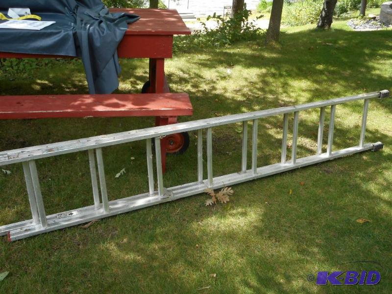 lot 147 image: Keller Extension Ladder