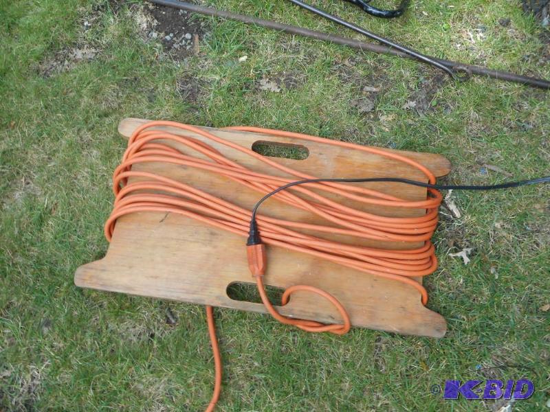lot 152 image: Extension Cord