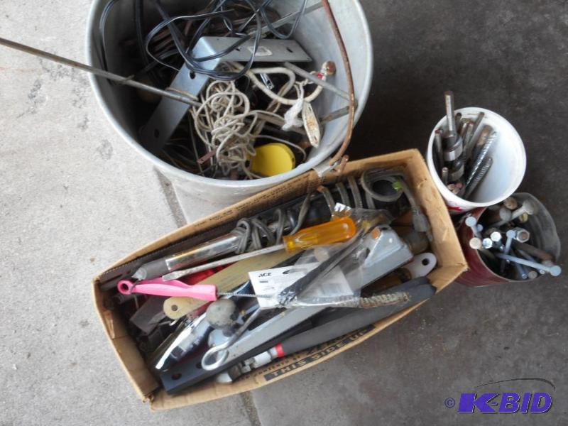 lot 166 image: Drill Bits, Pliers