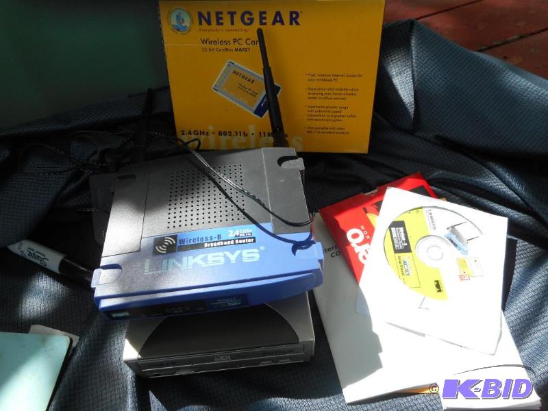 lot 174 image: USB and Wireless boxes