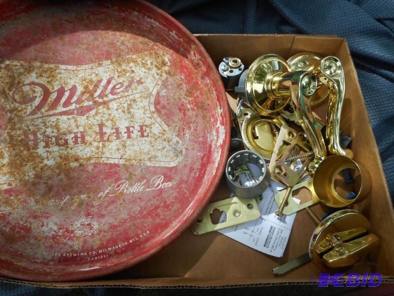 lot 175 image: Miller High Life Tray, Locks