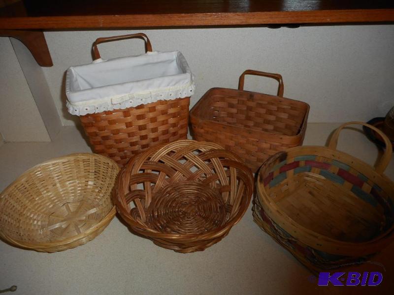 lot 180 image: Wicker Baskets
