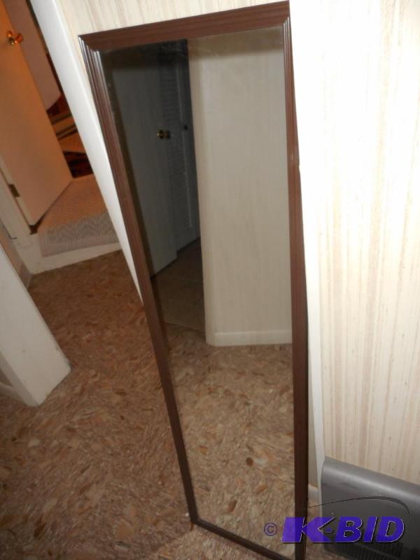 lot 181 image: Dressing Mirror