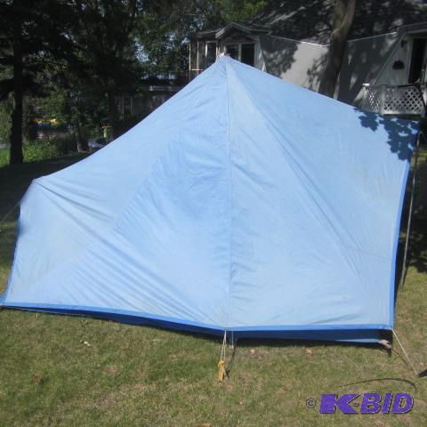lot 192 image: Camping Tent