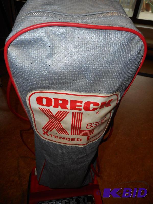 lot 22 image: Oreck Commercial Vacuum