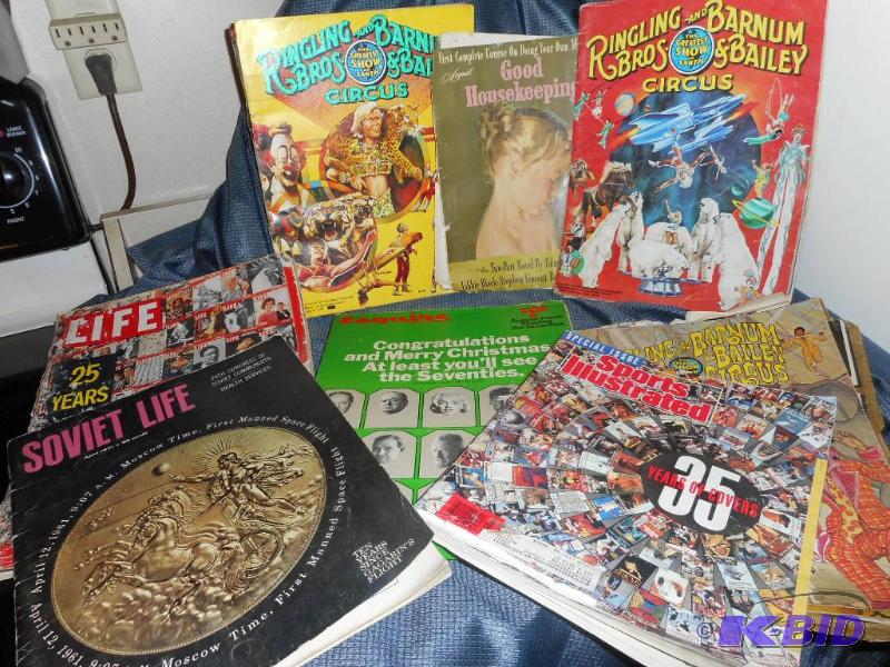 lot 32 image: Vintage Magazines